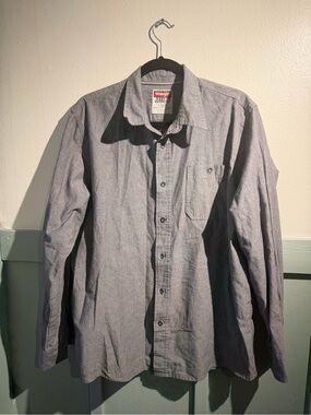 Wrangler Men’s Button-Down Shirt - Light Gray